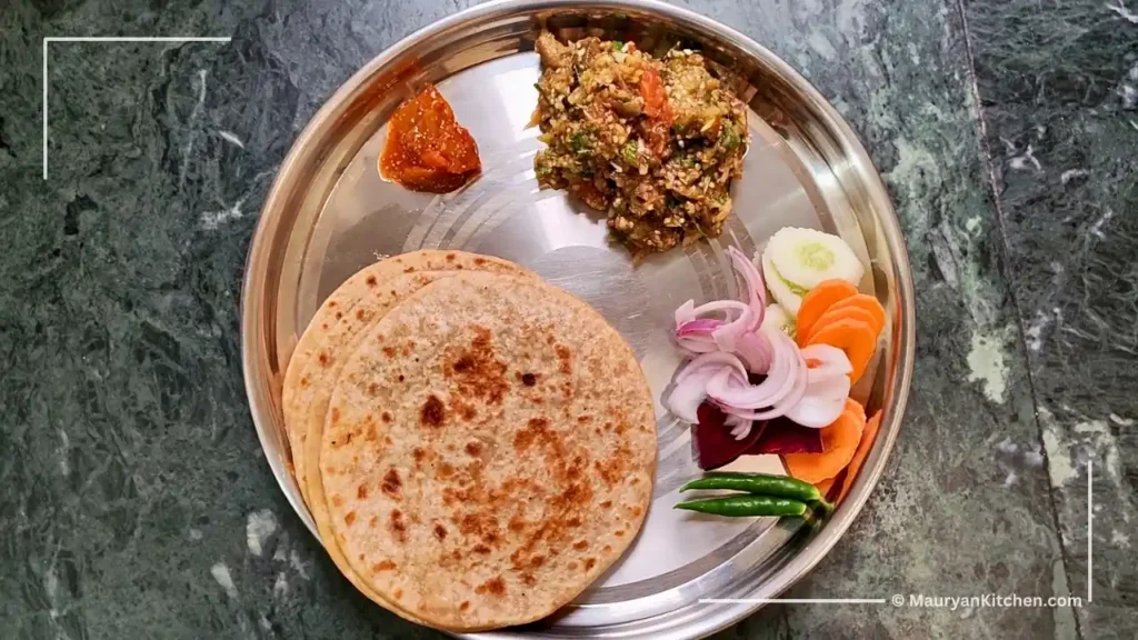 Sattu Ka Paratha aur Baingan Tamatar Ka Chokha